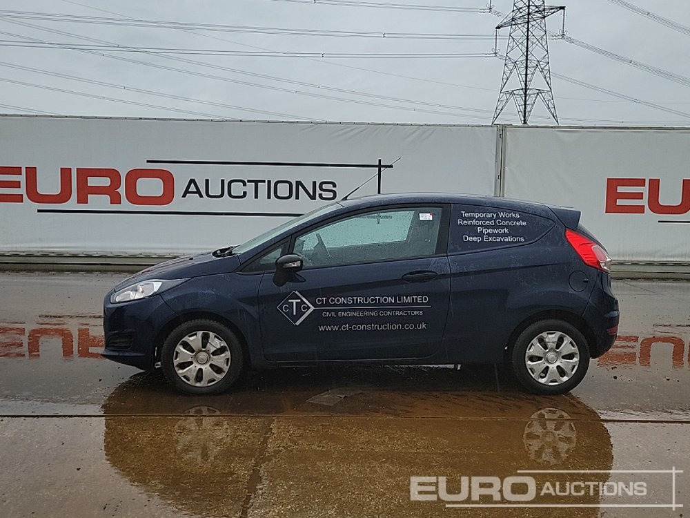 2016 Ford Fiesta - כלי רכב מסחרי: תמונה 2 2016 Ford Fiesta - כלי רכב מסחרי: תמונה 2