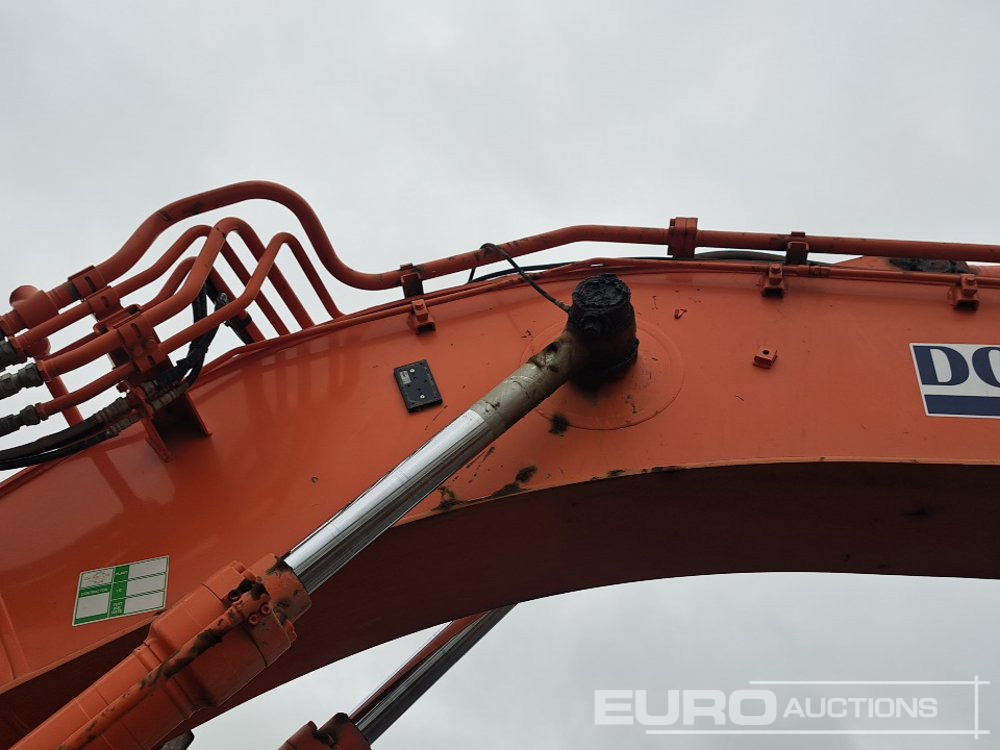מחפר סורק 2016 Hitachi ZX225USLC-5B: תמונה 30