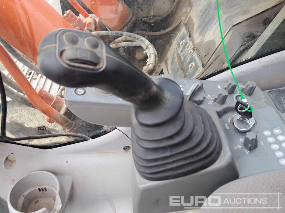 מחפר סורק 2016 Hitachi ZX225USLC-5B: תמונה 38