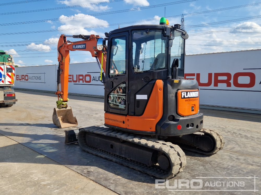 2016 Hitachi ZX55U-5A - מיני מחפר: תמונה 3 2016 Hitachi ZX55U-5A - מיני מחפר: תמונה 3