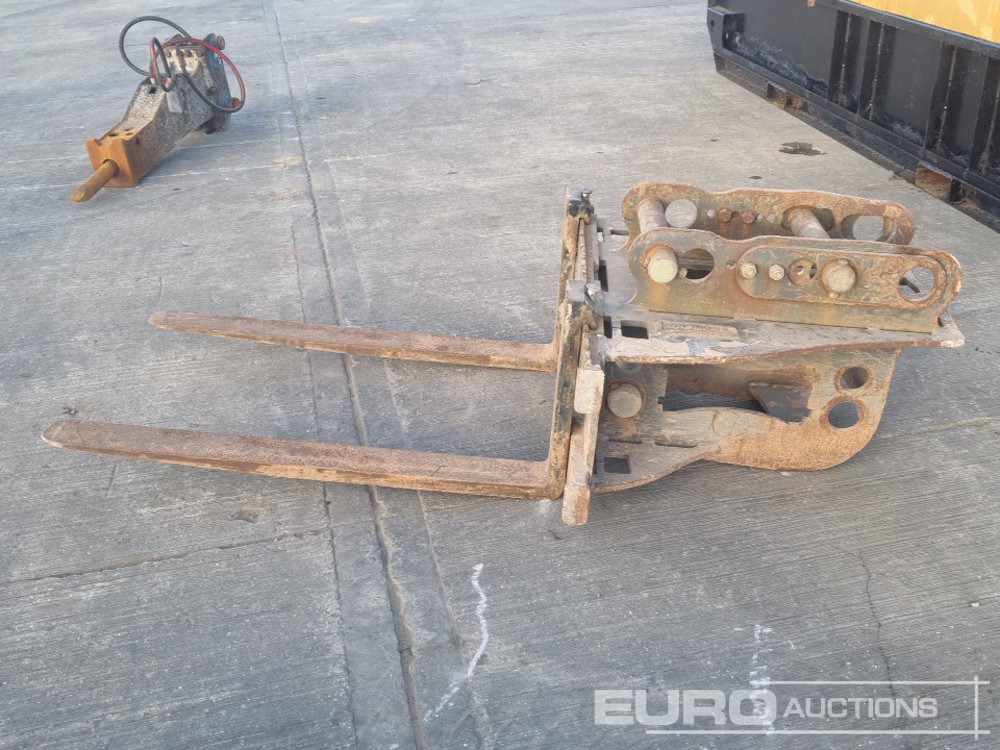 2016 Keen Attachments Pallet Forks 65mm Pin to suit 13 Ton Excavator - צרופה עבור מחפר: תמונה 2 2016 Keen Attachments Pallet Forks 65mm Pin to suit 13 Ton Excavator - צרופה עבור מחפר: תמונה 2