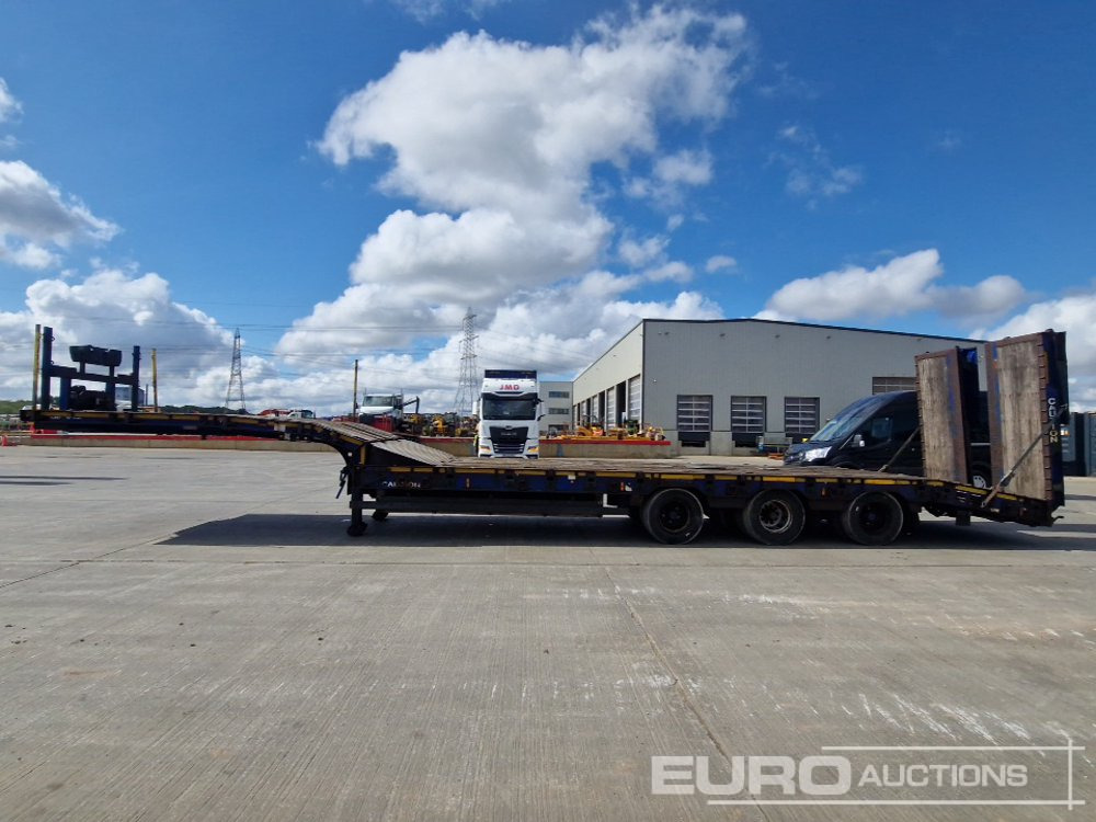 2016 Montracon Tri Axle Step Frame Low Loader Trailer, Winch, Neck Ramps, Out Riggers, Hydraulic Flip Toe Ramps - סמיטריילר עם מטען נמוך: תמונה 2 2016 Montracon Tri Axle Step Frame Low Loader Trailer, Winch, Neck Ramps, Out Riggers, Hydraulic Flip Toe Ramps - סמיטריילר עם מטען נמוך: תמונה 2