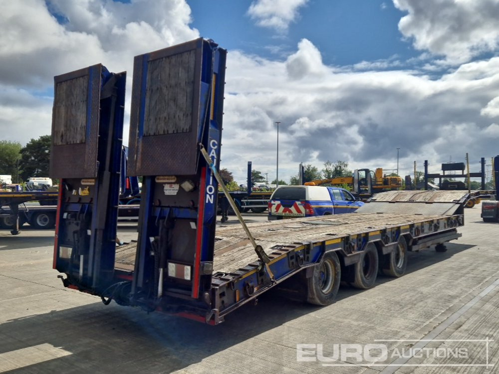 2016 Montracon Tri Axle Step Frame Low Loader Trailer, Winch, Neck Ramps, Out Riggers, Hydraulic Flip Toe Ramps - סמיטריילר עם מטען נמוך: תמונה 5 2016 Montracon Tri Axle Step Frame Low Loader Trailer, Winch, Neck Ramps, Out Riggers, Hydraulic Flip Toe Ramps - סמיטריילר עם מטען נמוך: תמונה 5