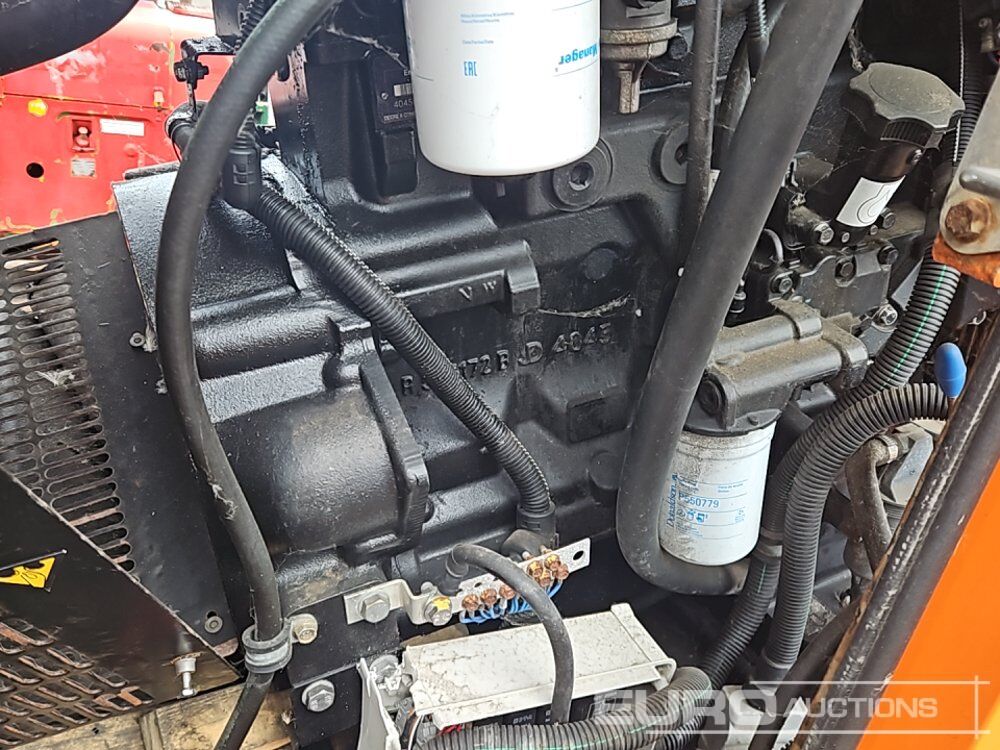 ערכת גנרטורים 2016 SDMO R110C3: תמונה 22 ערכת גנרטורים 2016 SDMO R110C3: תמונה 22