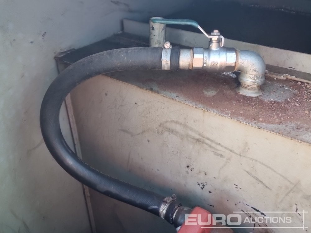 2017 Bowser Supply Static Bunded Fuel Bowser, 12V Pump - מכל אחסון: תמונה 5 2017 Bowser Supply Static Bunded Fuel Bowser, 12V Pump - מכל אחסון: תמונה 5