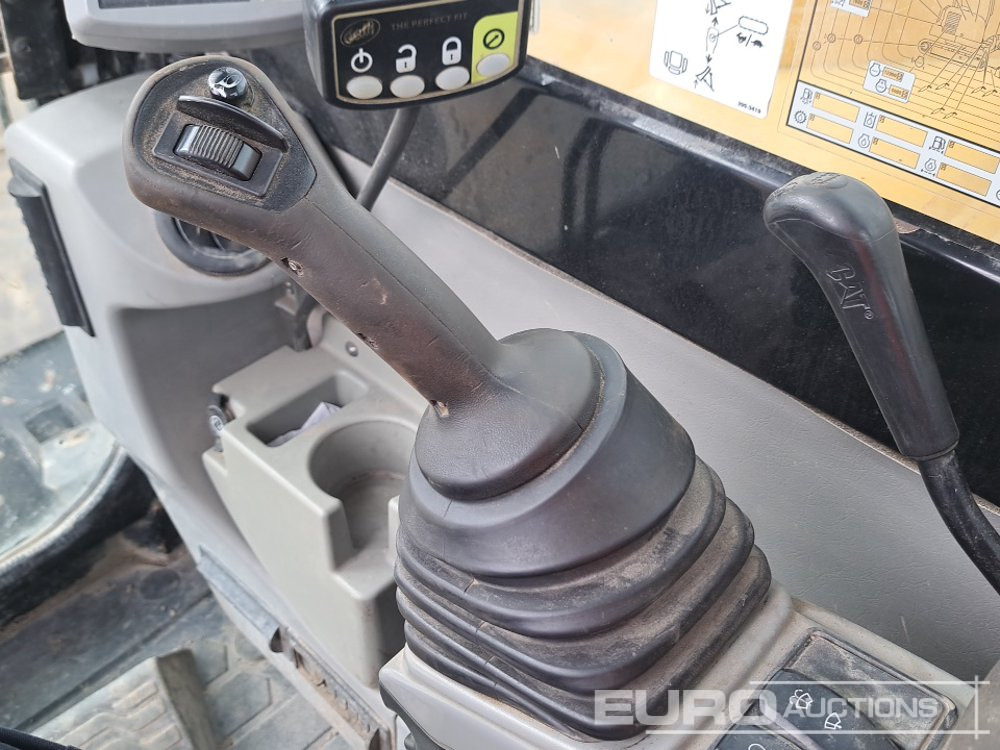 מיני מחפר 2017 CAT 308E2CR: תמונה 44