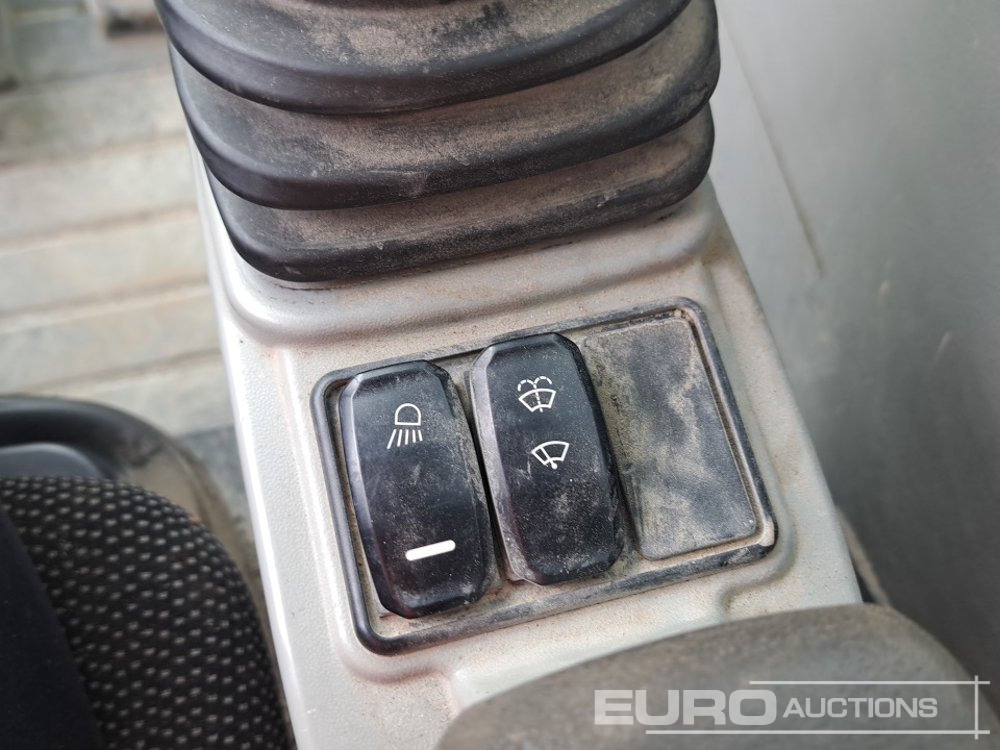 מיני מחפר 2017 CAT 308E2CR: תמונה 45