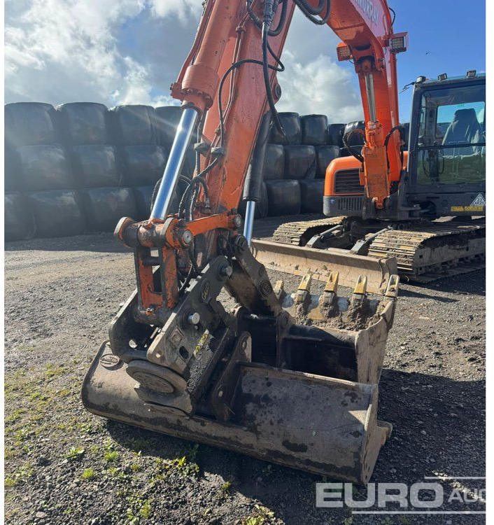 2017 Doosan DX85R-3 - מיני מחפר: תמונה 2 2017 Doosan DX85R-3 - מיני מחפר: תמונה 2