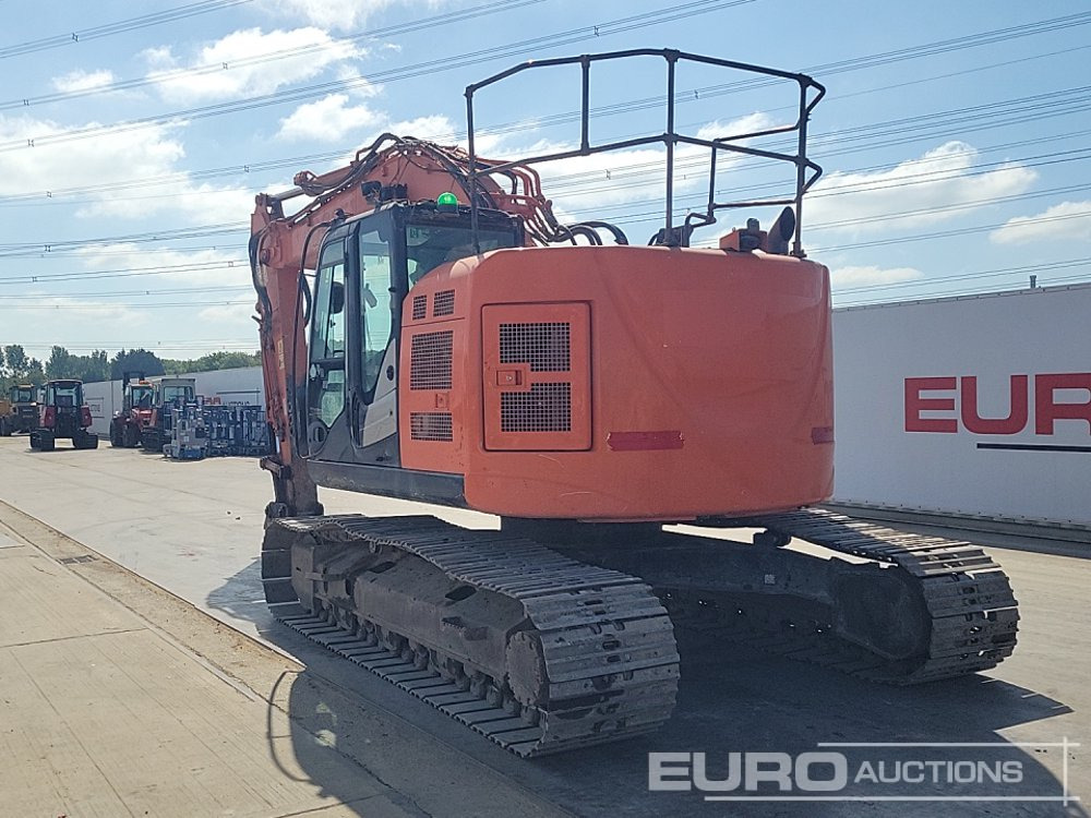 2017 Hitachi ZX225USLC-6 - מחפר סורק: תמונה 3 2017 Hitachi ZX225USLC-6 - מחפר סורק: תמונה 3