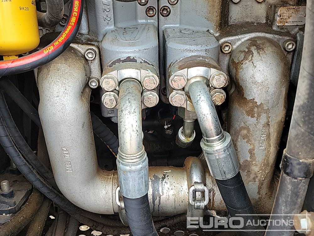 מחפר סורק 2017 Hitachi ZX225USRLC-6: תמונה 41