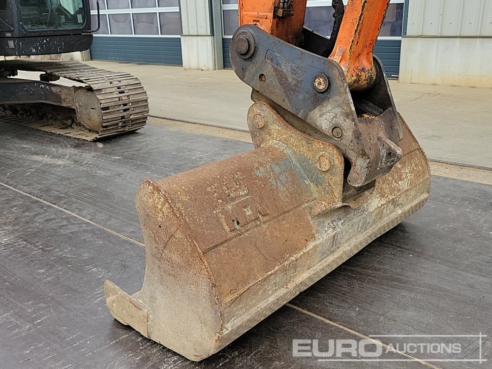 מחפר סורק 2017 Hitachi ZX225USRLC-6: תמונה 23