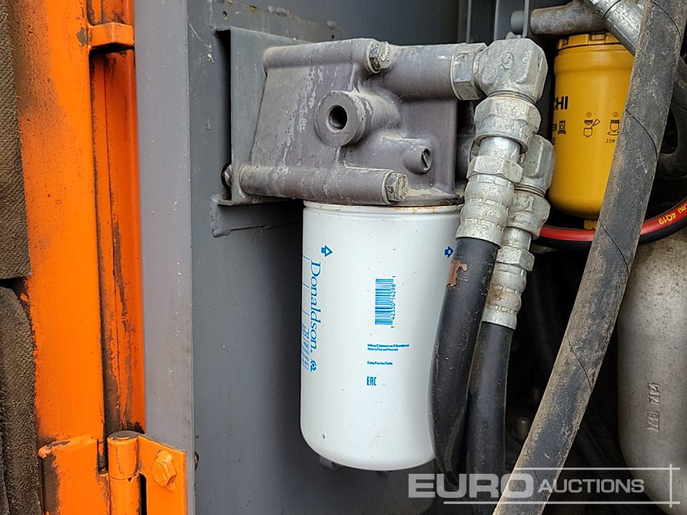 מחפר סורק 2017 Hitachi ZX225USRLC-6: תמונה 40
