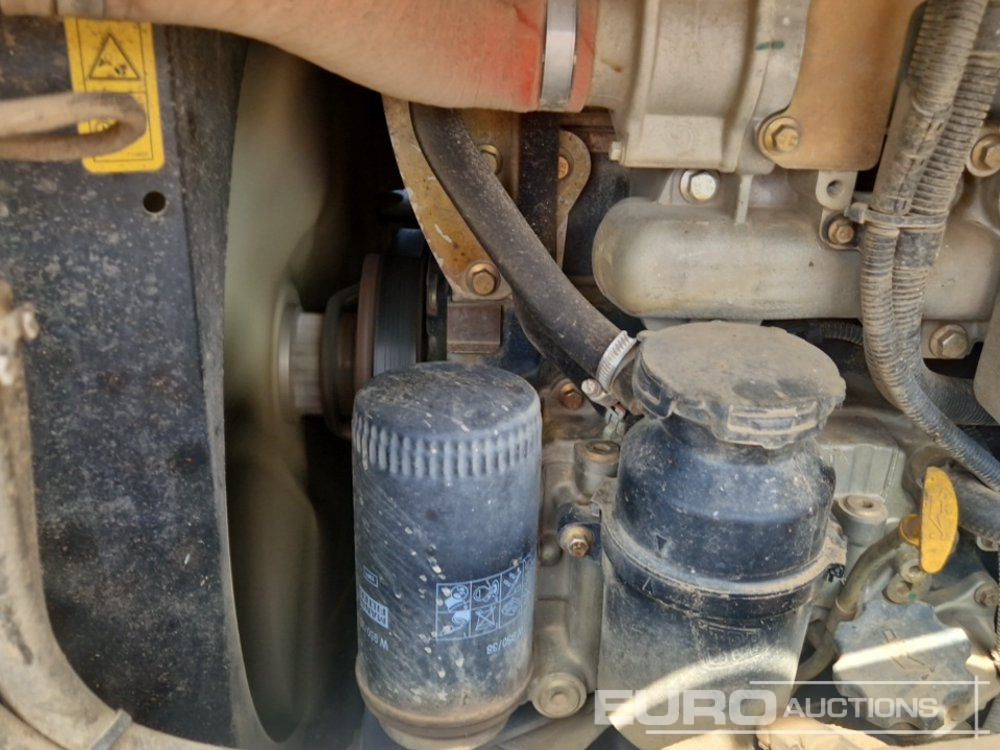 מיני מסיר פסולת 2017 JCB 6TFT: תמונה 22