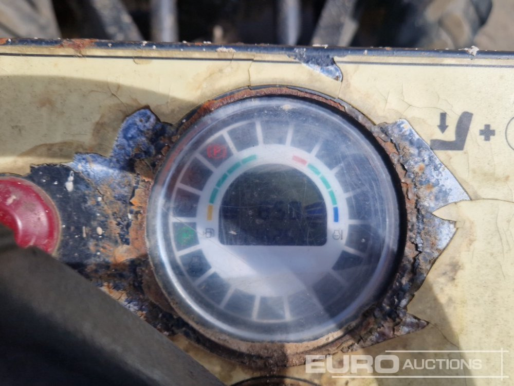 מיני מסיר פסולת 2017 JCB 6TFT: תמונה 32