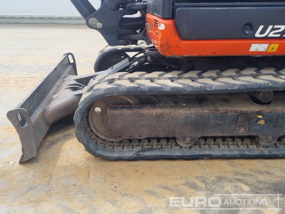 מיני מחפר 2017 Kubota U27-4: תמונה 9