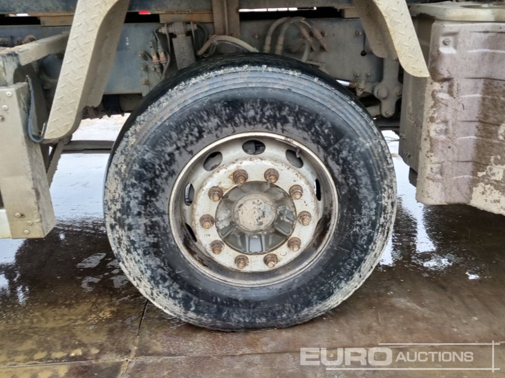 מזהיר 2017 Renault C440: תמונה 15