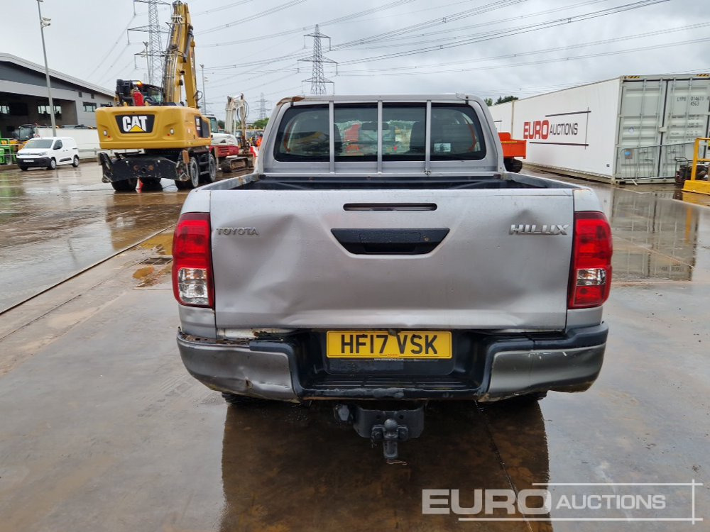 2017 Toyota Hilux - טנדר: תמונה 4 2017 Toyota Hilux - טנדר: תמונה 4