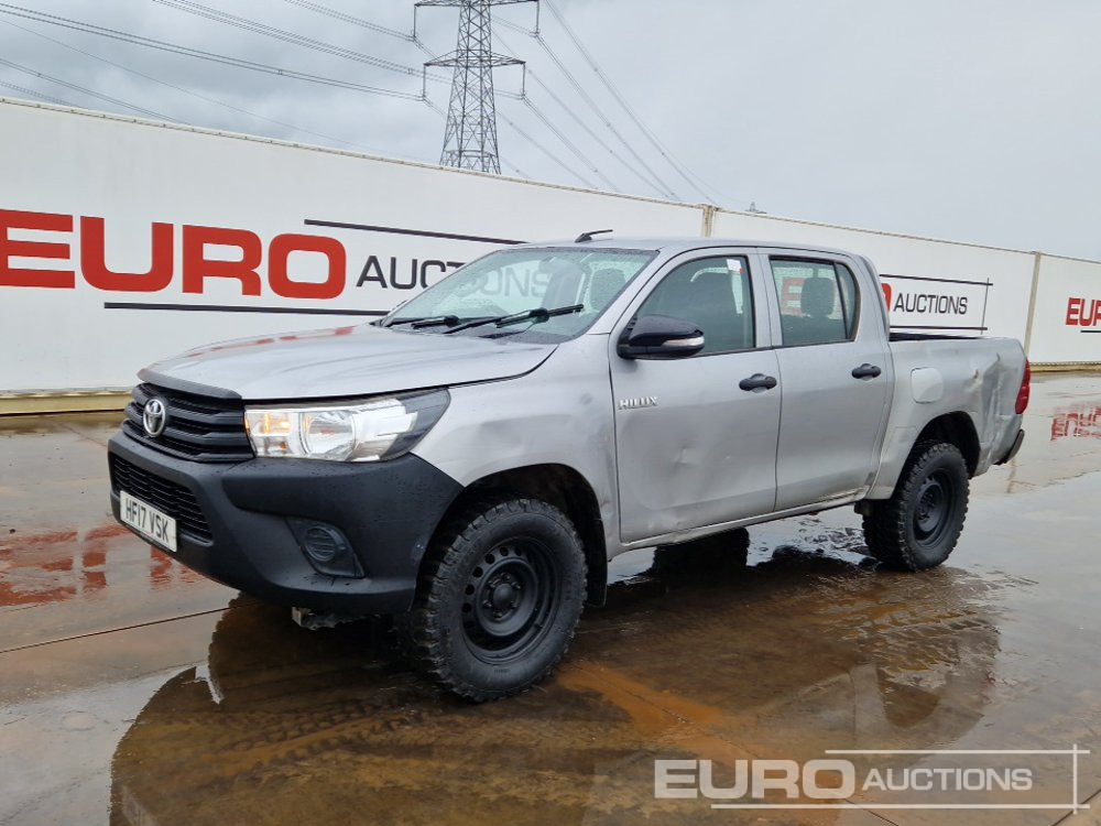 2017 Toyota Hilux - טנדר: תמונה 1 2017 Toyota Hilux - טנדר: תמונה 1