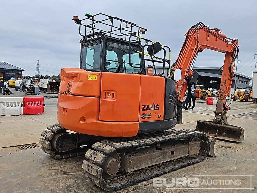 2018 Hitachi ZX85USB-5A - מיני מחפר: תמונה 5 2018 Hitachi ZX85USB-5A - מיני מחפר: תמונה 5