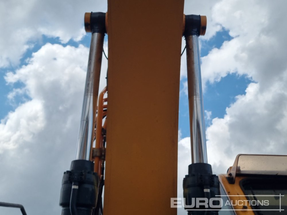 מחפר סורק 2018 Hyundai HX235LCR: תמונה 38