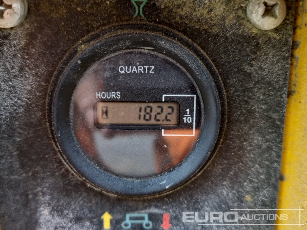 פלטפורמה אווירית 2018 JCB S2646E: תמונה 35