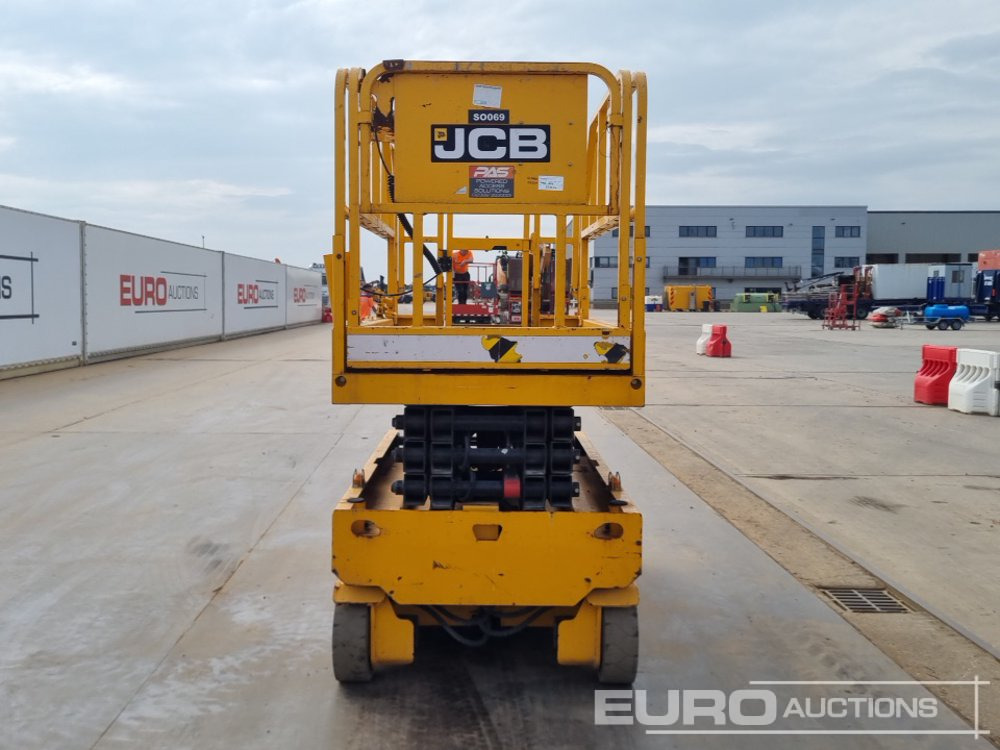 פלטפורמה אווירית 2018 JCB S2646E: תמונה 8