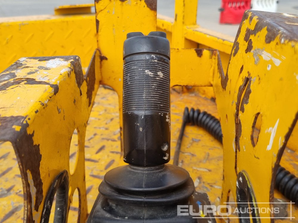 פלטפורמה אווירית 2018 JCB S2646E: תמונה 26