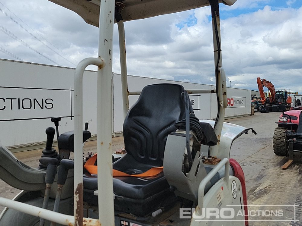 מיני מחפר 2018 Takeuchi TB216: תמונה 44