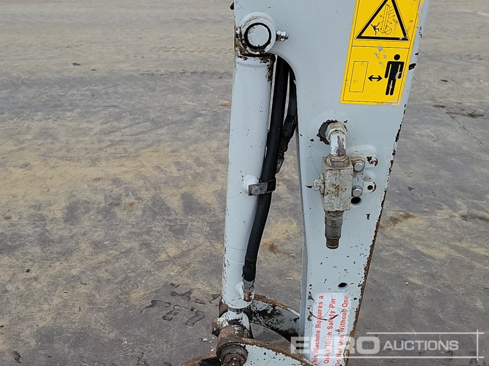 מיני מחפר 2018 Takeuchi TB216: תמונה 28