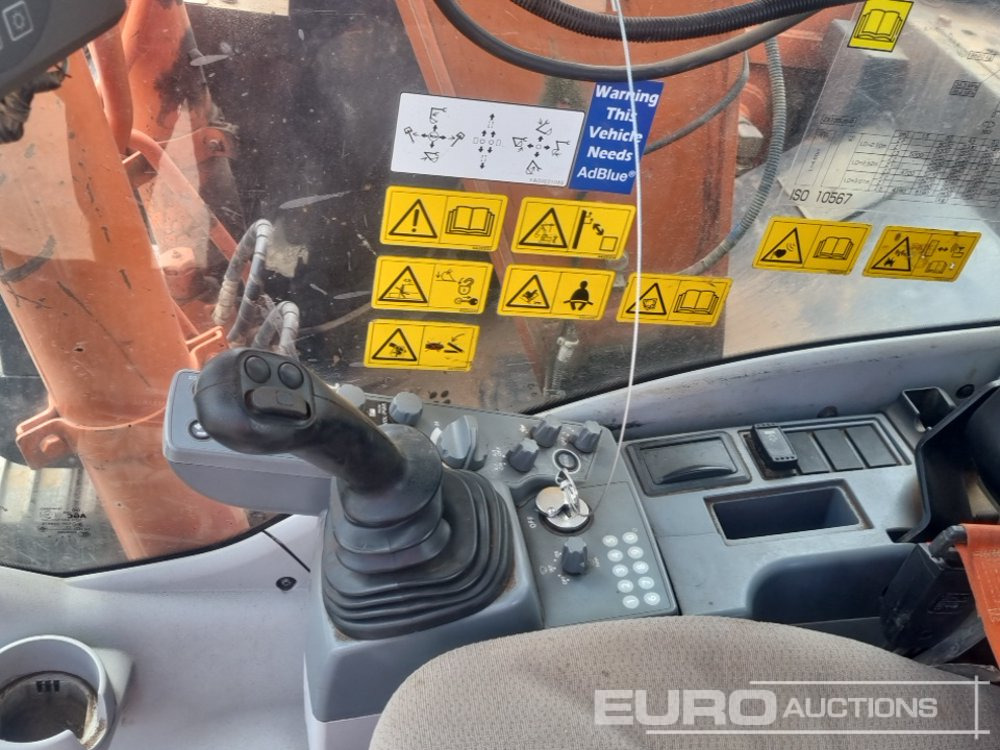 מחפר סורק 2019 Hitachi ZX135US-6: תמונה 34