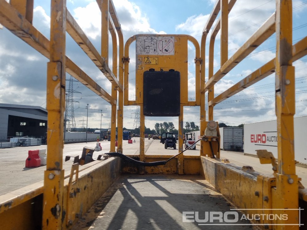 פלטפורמה אווירית 2019 JCB S2632E: תמונה 22