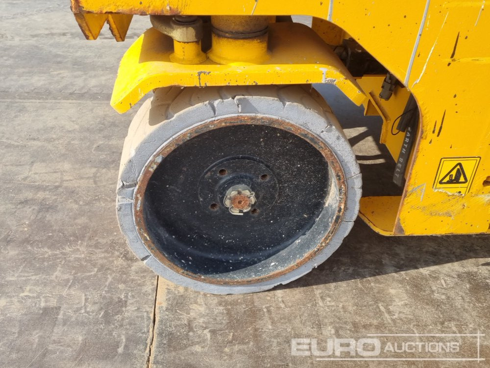 פלטפורמה אווירית 2019 JCB S2632E: תמונה 9