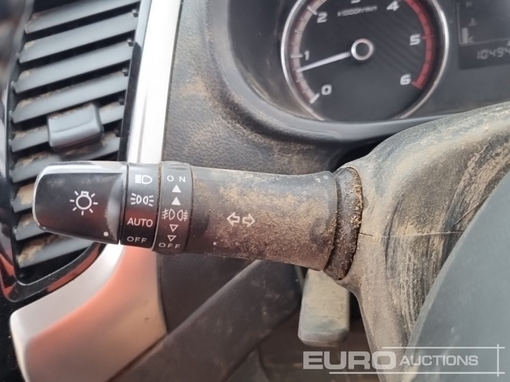 טנדר 2019 Mitsubishi L200: תמונה 27
