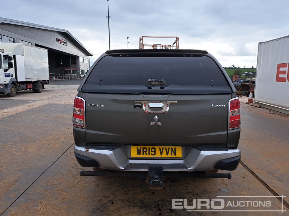2019 Mitsubishi L200 - טנדר: תמונה 4 2019 Mitsubishi L200 - טנדר: תמונה 4