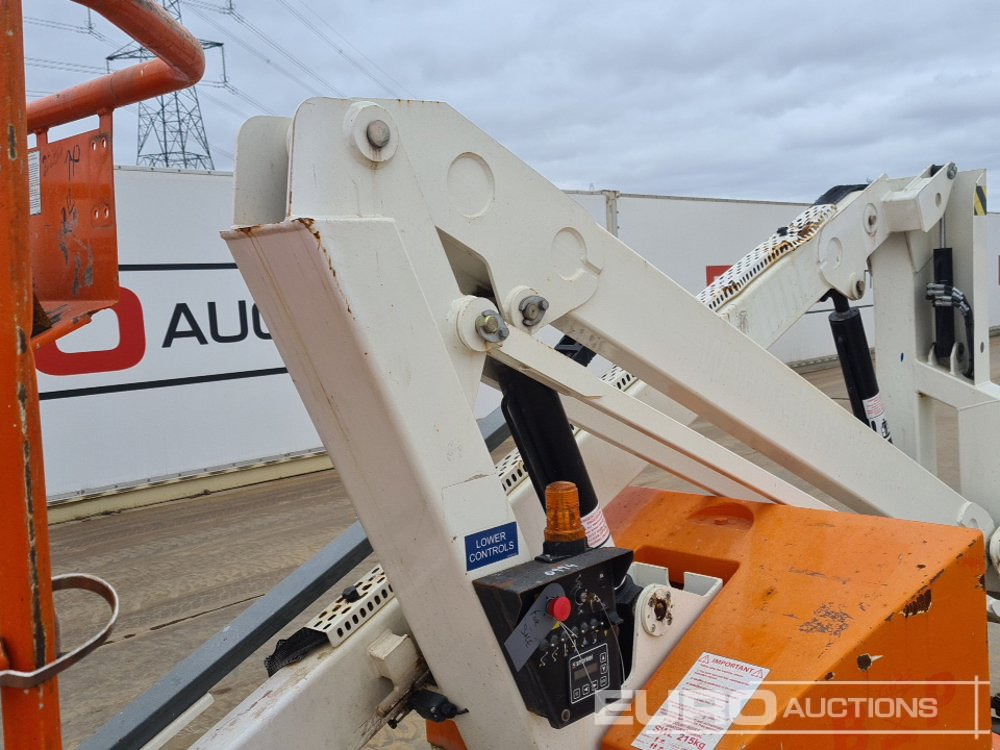 פלטפורמה אווירית 2019 Snorkel A38E: תמונה 14