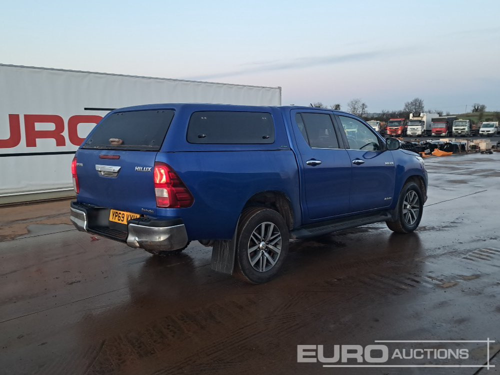2019 Toyota Hilux - טנדר: תמונה 5 2019 Toyota Hilux - טנדר: תמונה 5