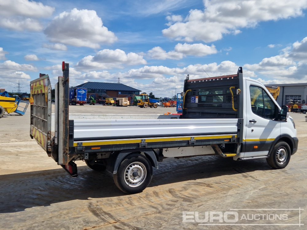 2020 Ford Transit 350 - כלי רכב מסחרי במיטה שטוחה: תמונה 5 2020 Ford Transit 350 - כלי רכב מסחרי במיטה שטוחה: תמונה 5