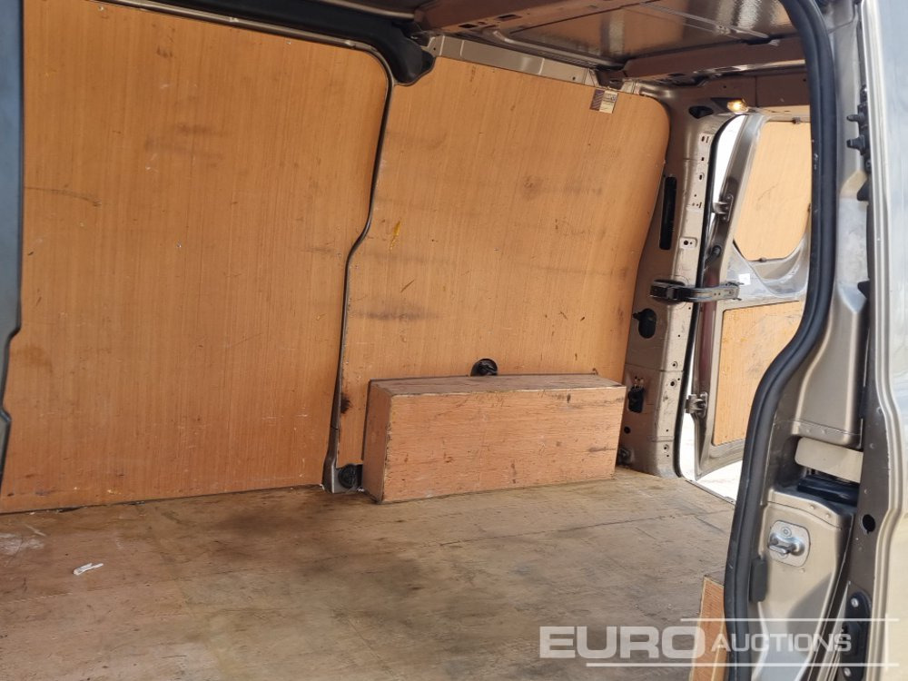 כלי רכב מסחרי 2020 Ford Transit Custom 300: תמונה 21