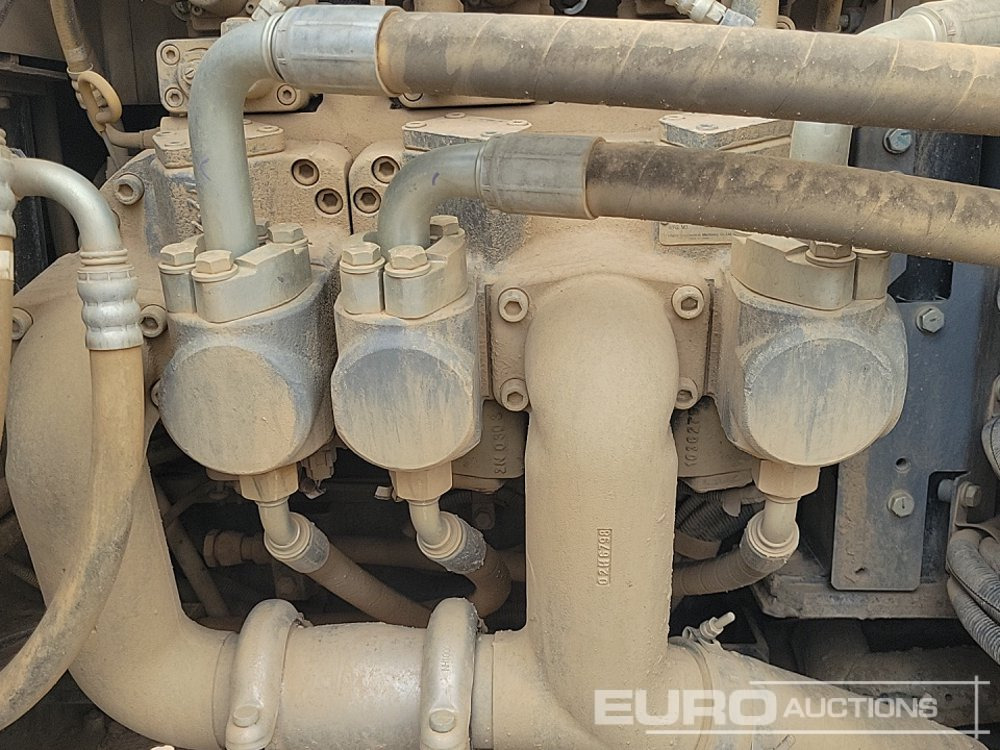 מחפר סורק 2020 Hitachi ZX210LC-6: תמונה 28