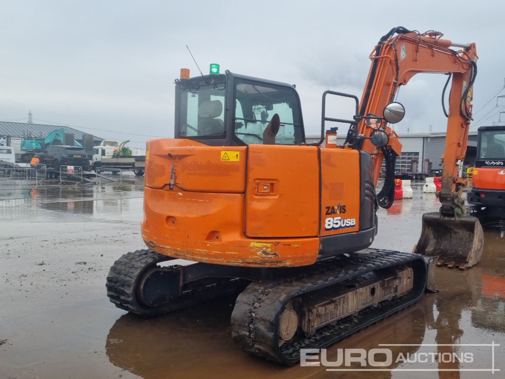 2020 Hitachi ZX85USB-6 - מיני מחפר: תמונה 5 2020 Hitachi ZX85USB-6 - מיני מחפר: תמונה 5