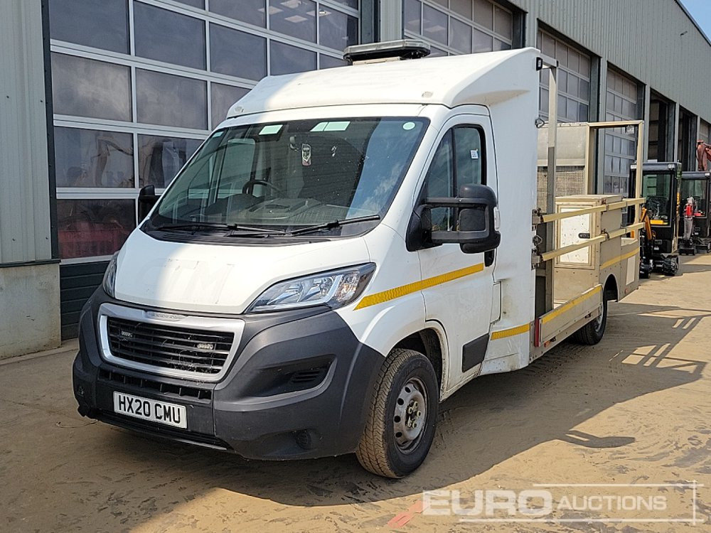 2020 Peugeot Boxer 335 - כלי רכב מסחרי במיטה שטוחה: תמונה 1 2020 Peugeot Boxer 335 - כלי רכב מסחרי במיטה שטוחה: תמונה 1