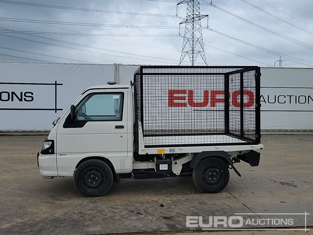 2020 Piaggio Porter - כלי רכב מסחרי מזהיר: תמונה 2 2020 Piaggio Porter - כלי רכב מסחרי מזהיר: תמונה 2