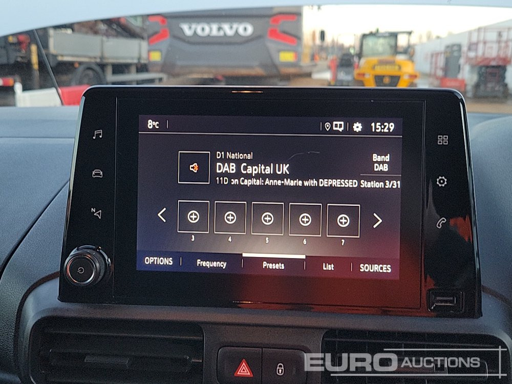 כלי רכב מסחרי 2020 Vauxhall Combo: תמונה 32