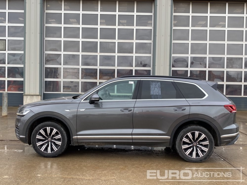 2020 Volkswagen Touareg - SUV: תמונה 2 2020 Volkswagen Touareg - SUV: תמונה 2