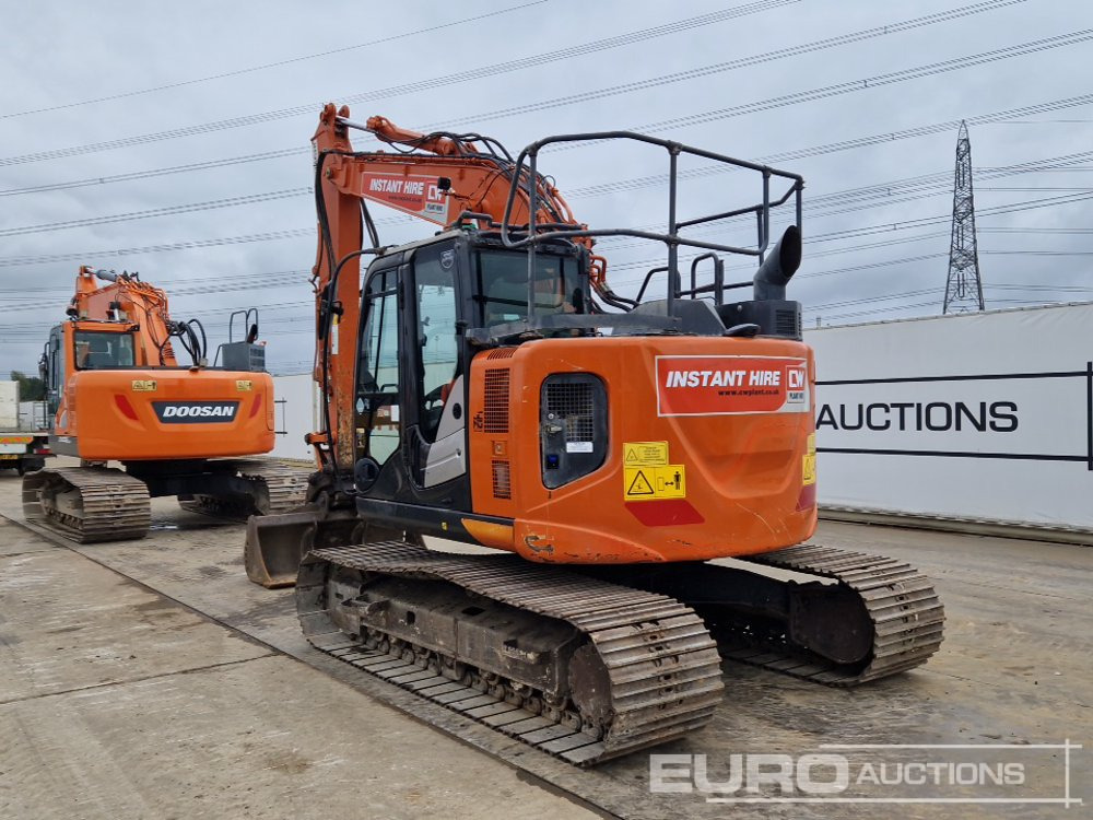 2021 Hitachi ZX135US-6 - מחפר סורק: תמונה 3 2021 Hitachi ZX135US-6 - מחפר סורק: תמונה 3