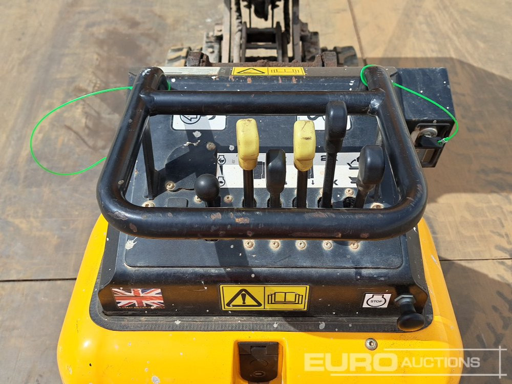 מסיר פסולת זוחל 2021 JCB HTD05: תמונה 16