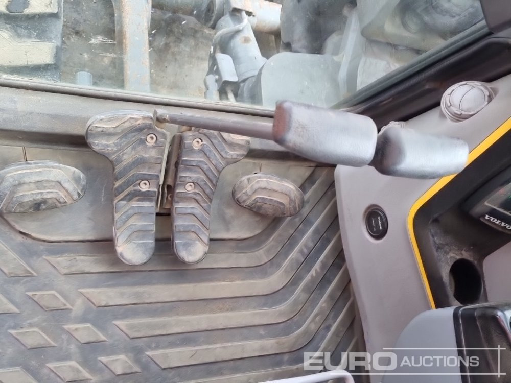 מיני מחפר 2021 Volvo ECR88D: תמונה 42
