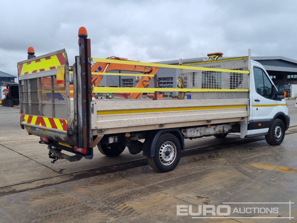 2022 Ford Transit 350 - כלי רכב מסחרי מזהיר: תמונה 5 2022 Ford Transit 350 - כלי רכב מסחרי מזהיר: תמונה 5