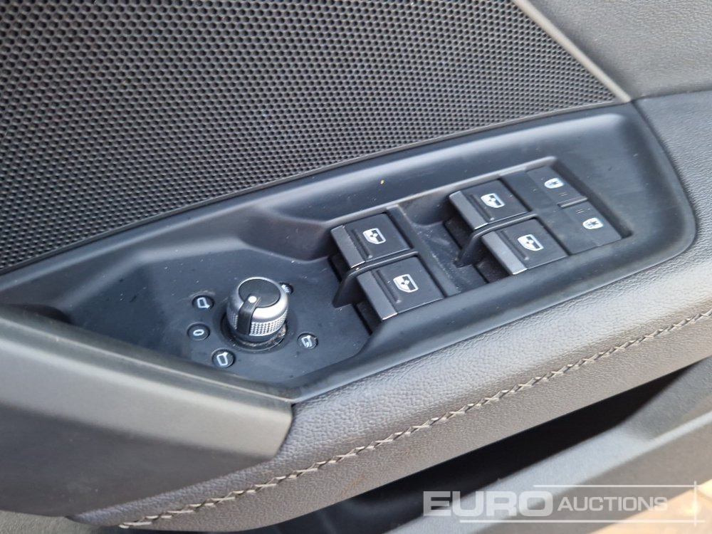 מכונית 2023 Audi A3 30TFSI: תמונה 24