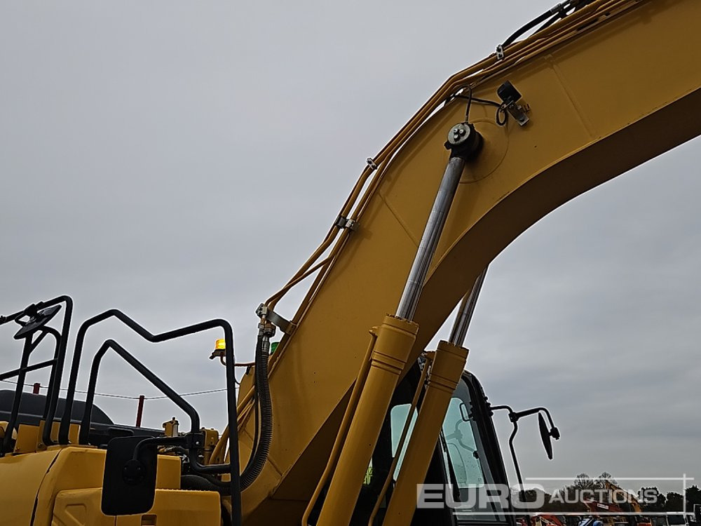 מחפר סורק 2023 Komatsu PC210LC-11: תמונה 17 מחפר סורק 2023 Komatsu PC210LC-11: תמונה 17